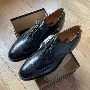 Johnston & Murphy Black Leather Oxfords with Shoe Taps